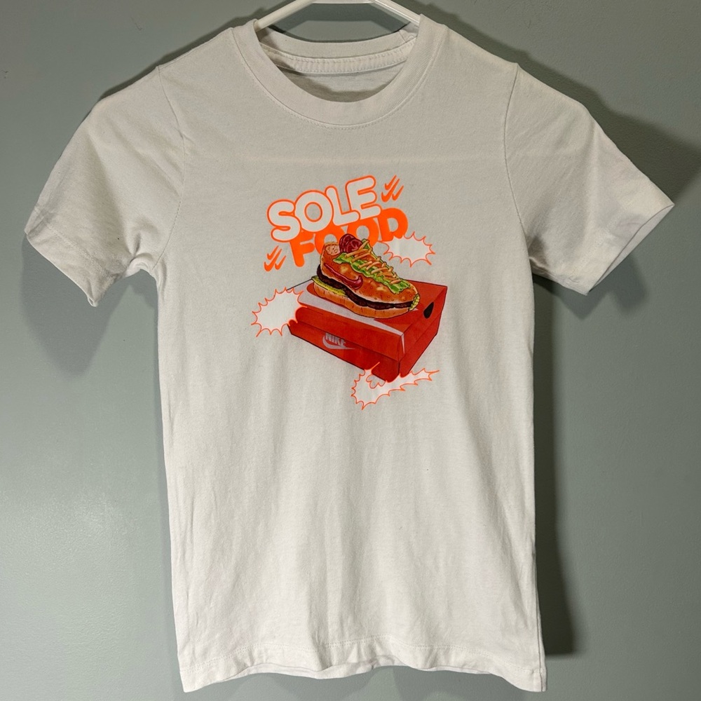Boy’s Nike Sole Food" Graphic Tee Shirt Size Small